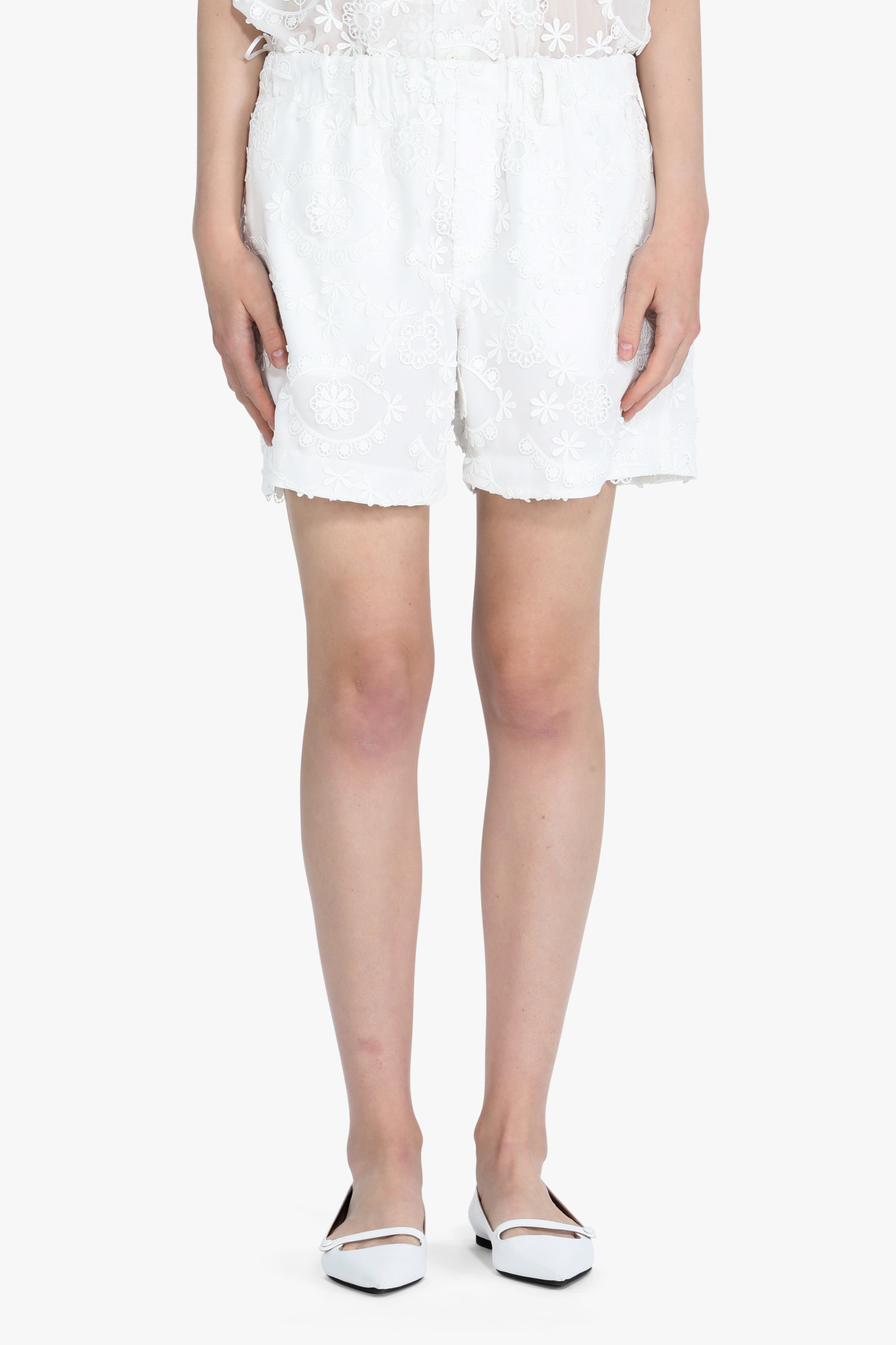 Shorts in pizzo